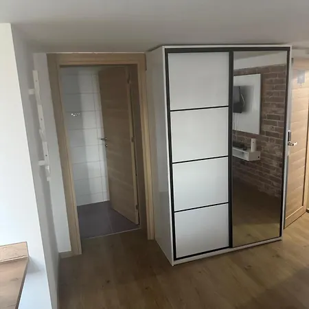 Apartment Viktor Lux
